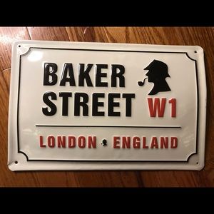 Sherlock Holmes Decor